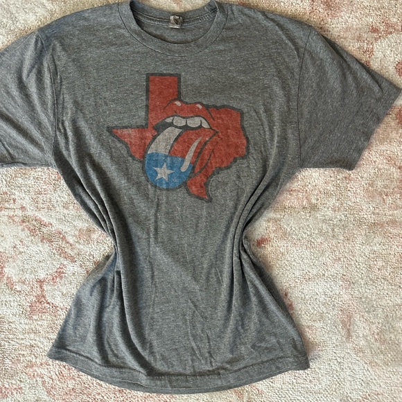 Graphic tee - Picture 2 of 3